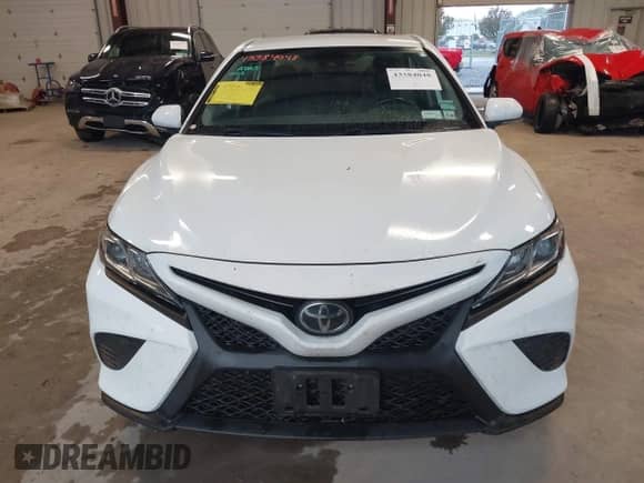 2020 Toyota Camry SE with VIN 4T1M11BK7LU001982, listed as a IAAI auction lot 43384048 with 80,736 mi miles and . Bid and sale history available at DreamBid. Image 12.