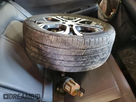 ✅ 2020 Chevrolet Bolt EV Premier • VIN: 1G1FZ6S07L4149057 • Lot: 43730345. Wystawiony na Copart z przebiegiem 21 481 mil. Bezpłatny archiwum sprzedaży aukcyjnych z USA i szczegółowy raport historii pojazdu na DreamBid. Zdjęcie 12.