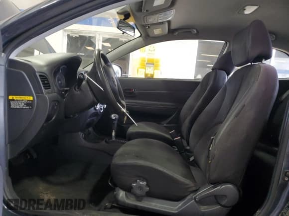 ✅ 2010 Hyundai Accent GS • VIN: KMHCM3AC5AU157783 • Лот: 56324555. Опубликован ранее на Copart с пробегом 210 280 миль. Бесплатный доступ к архиву аукционных продаж из США и подробный отчёт об истории автомобиля на DreamBid. Изображение 7.