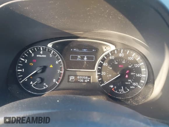 ✅ 2014 Nissan Pathfinder Platinum • VIN: 5N1AR2MM2EC713339 • Lot: 43895805. Listed on IAAI with 169,358 mi. Free auction sales archive from the USA and detailed vehicle history report at DreamBid. Image 7.