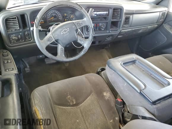 2006 Chevrolet Silverado 1500 LT2 z VIN 2GCEC19T361108349, wystawiony jako Copart lot #62504375 z przebiegiem 416 192 mil mil oraz Szkoda całkowita • Salvage title. Historia ofert i sprzedaży dostępna na DreamBid. Obrazek 8.