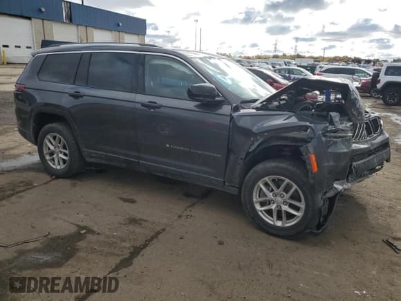 ✅ 2022 Jeep Grand Cherokee Laredo • VIN: 1C4RJKAG0N8606757 • Lot: 82643415. Listed on Copart with 108,772 mi. Free auction sales archive from the USA and detailed vehicle history report at DreamBid. Image 4.
