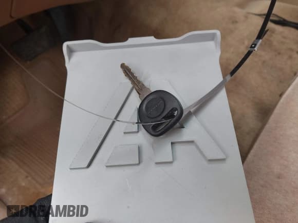 ✅ 2002 Chevrolet S-10 LS • VIN: 1GCCS145428125803 • Лот: 42187139. Опубликован ранее на IAAI с пробегом 203 368 миль. Бесплатный доступ к архиву аукционных продаж из США и подробный отчёт об истории автомобиля на DreamBid. Изображение 11.