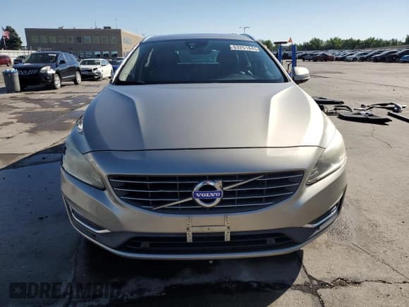 ✅ 2015 Volvo V60 T5 Drive-E Premier • VIN: YV140MEK3F1267861 • Лот: 63251845. Опубликован ранее на Copart с пробегом 119 590 миль. Бесплатный доступ к архиву аукционных продаж из США и подробный отчёт об истории автомобиля на DreamBid. Изображение 5.