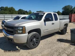 ✅ 2007 Chevrolet Silverado 1500 Work Truck • VIN: 1GCEC19C67Z652305 • Lot: 75520564. Listed on Copart with 174,255 mi. Free auction sales archive from the USA and detailed vehicle history report at DreamBid. Image 1.