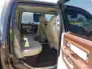 2017 Ram 1500 Laramie z VIN 1C6RR6NT8HS642959, wystawiony jako IAAI lot #43053989 z przebiegiem 88 050 mil mil oraz . Historia ofert i sprzedaży dostępna na DreamBid. Obrazek 8.