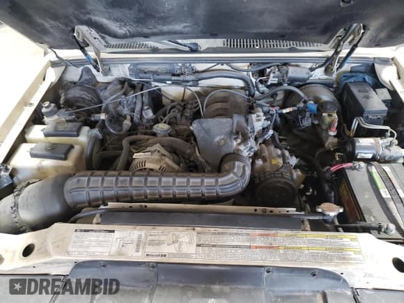 ✅ 1996 Ford Explorer XL • VIN: 1FMDU34X1TZA61741 • Лот: 91204945. Опубликован ранее на Copart с пробегом 146 724 миль. Бесплатный доступ к архиву аукционных продаж из США и подробный отчёт об истории автомобиля на DreamBid. Изображение 12.