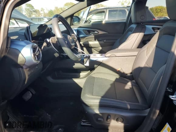 ✅ 2025 Chevrolet Equinox EV LT • VIN: 3GN7DLRR1SS176306 • Lot: 82260545. Wystawiony na Copart z przebiegiem 7 716 mil. Bezpłatny archiwum sprzedaży aukcyjnych z USA i szczegółowy raport historii pojazdu na DreamBid. Zdjęcie 7.