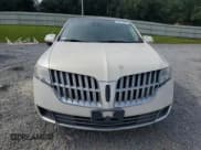 ✅ 2012 Lincoln MKT EcoBoost • VIN: 2LMHJ5AT9CBL50249 • Lot: 70812795. Wystawiony na Copart z przebiegiem 178 368 mil. Bezpłatny archiwum sprzedaży aukcyjnych z USA i szczegółowy raport historii pojazdu na DreamBid. Zdjęcie 5.