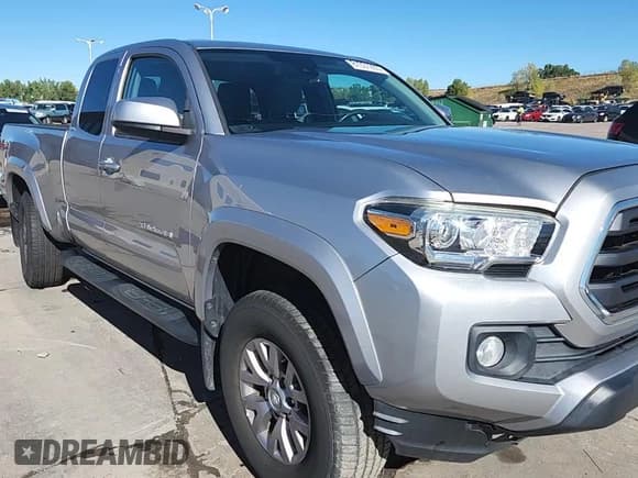 ✅ 2018 Toyota Tacoma SR5 • VIN: 5TFSZ5ANXJX150728 • Lot: 81031265. Listed on Copart with 45,894 mi. Free auction sales archive from the USA and detailed vehicle history report at DreamBid. Image 14.