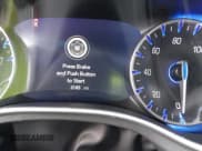 ✅ 2025 Chrysler Voyager LX • VIN: 2C4RC1CG5SR537954 • Lot: 41969287. Wystawiony na IAAI z przebiegiem 2 185 mil. Bezpłatny archiwum sprzedaży aukcyjnych z USA i szczegółowy raport historii pojazdu na DreamBid. Zdjęcie 14.