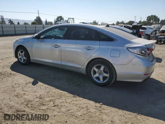 ✅ 2016 Hyundai Sonata 2.4L • VIN: 5NPE24AF0GH384644 • Lot: 68703325. Listed on Copart with 130,886 mi miles. Access the free auction sales archive from the USA and view a detailed vehicle history report at DreamBid. Image 2.