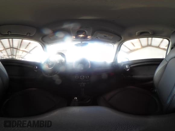 ✅ 2018 MINI Hardtop Cooper • VIN: WMWXP5C54J2G63494 • Лот: 41593332. Опубликован ранее на IAAI с пробегом 59 842 миль. Бесплатный доступ к архиву аукционных продаж из США и подробный отчёт об истории автомобиля на DreamBid. Изображение 19.