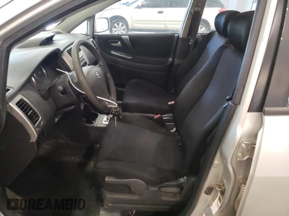 ✅ 2005 Suzuki Aerio SX • VIN: JS2RC61H555300879 • Lot: 80481084. Wystawiony na Copart z przebiegiem 129 196 mil. Bezpłatny archiwum sprzedaży aukcyjnych z USA i szczegółowy raport historii pojazdu na DreamBid. Zdjęcie 7.