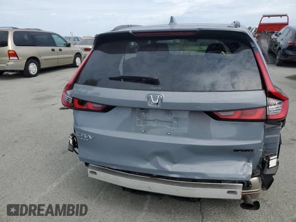 ✅ 2025 Honda CR-V Sport • VIN: 7FARS6H50SE006085 • Lot: 81175635. Listed on Copart with Not provided. Free auction sales archive from the USA and detailed vehicle history report at DreamBid. Image 6.