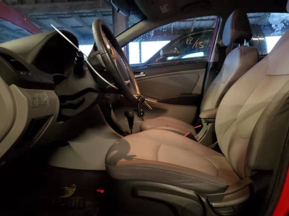 ✅ 2015 Hyundai Accent Sport • VIN: KMHCU5AE2FU200027 • Lot: 84098834. Listed on Copart with 145,461 mi miles. Access the free auction sales archive from the USA and view a detailed vehicle history report at DreamBid. Image 7.