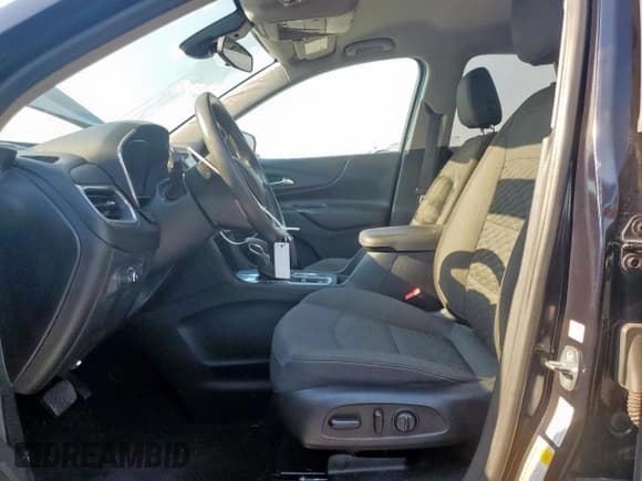 ✅ 2020 Chevrolet Equinox LT • VIN: 2GNAXKEV3L6203273 • Lot: 82439255. Listed on Copart with 109,015 mi. Free auction sales archive from the USA and detailed vehicle history report at DreamBid. Image 7.