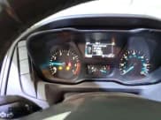 ✅ 2018 Ford Transit • VIN: 1FTYR1YG7JKB47664 • Lot: 42408915. Wystawiony na IAAI z przebiegiem 114 262 mil. Bezpłatny archiwum sprzedaży aukcyjnych z USA i szczegółowy raport historii pojazdu na DreamBid. Zdjęcie 1.