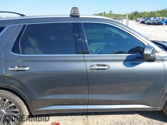 ✅ 2023 Hyundai Palisade Calligraphy • VIN: KM8R74GE9PU517128 • Lot: 43311507. Wystawiony na IAAI z przebiegiem 43 382 mil. Bezpłatny archiwum sprzedaży aukcyjnych z USA i szczegółowy raport historii pojazdu na DreamBid. Zdjęcie 14.