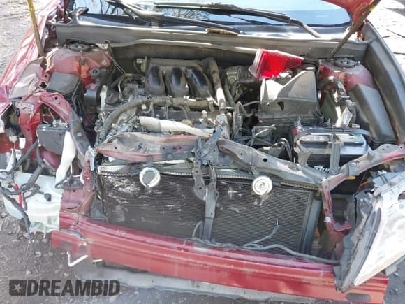 ✅ 2014 Lexus ES 330 • VIN: JTHBK1GG6E2133965 • Lot: 43620485. Wystawiony na IAAI z przebiegiem 197 193 mil. Bezpłatny archiwum sprzedaży aukcyjnych z USA i szczegółowy raport historii pojazdu na DreamBid. Zdjęcie 10.