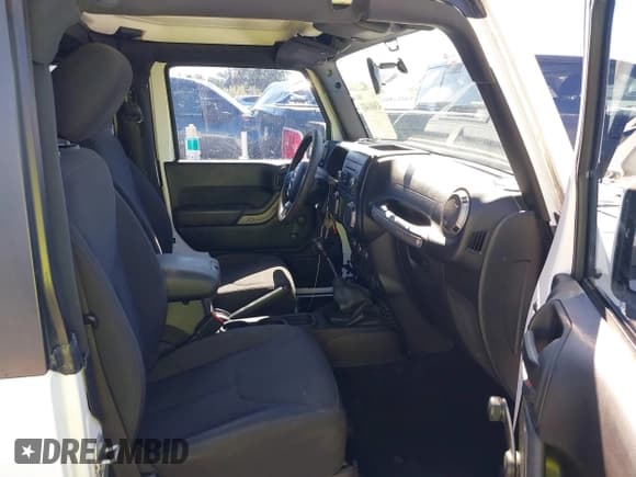 ✅ 2015 Jeep Wrangler Sport • VIN: 1C4AJWAG6FL553677 • Lot: 43601443. Listed on IAAI with 100,114 mi. Free auction sales archive from the USA and detailed vehicle history report at DreamBid. Image 5.