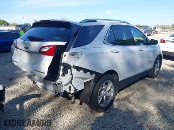 ✅ 2020 Chevrolet Equinox Premier • VIN: 2GNAXXEV6L6197952 • Лот: 43346992. Опубликован ранее на IAAI с пробегом 76 474 миль. Бесплатный доступ к архиву аукционных продаж из США и подробный отчёт об истории автомобиля на DreamBid. Изображение 4.