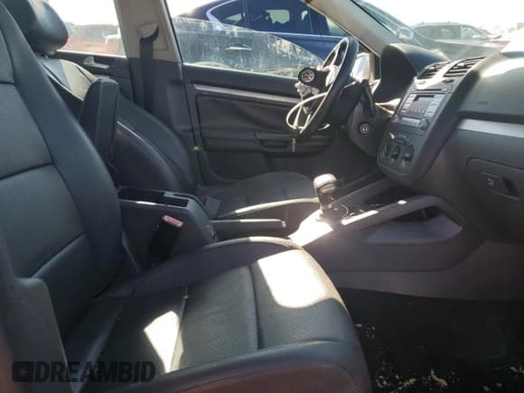 ✅ 2007 Volkswagen Jetta Wolfsburg Edition • VIN: 3VWEF71K77M158501 • Lot: 64282925. Wystawiony na Copart z przebiegiem 133 560 mil. Bezpłatny archiwum sprzedaży aukcyjnych z USA i szczegółowy raport historii pojazdu na DreamBid. Zdjęcie 7.