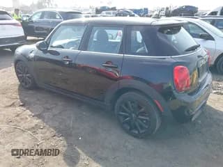 ✅ 2021 MINI Hardtop 4 Door Cooper S • VIN: WMWXU9C02M2N97467 • Lot: 43630766. Wystawiony na IAAI z przebiegiem 40 203 mil. Bezpłatny archiwum sprzedaży aukcyjnych z USA i szczegółowy raport historii pojazdu na DreamBid. Zdjęcie 3.