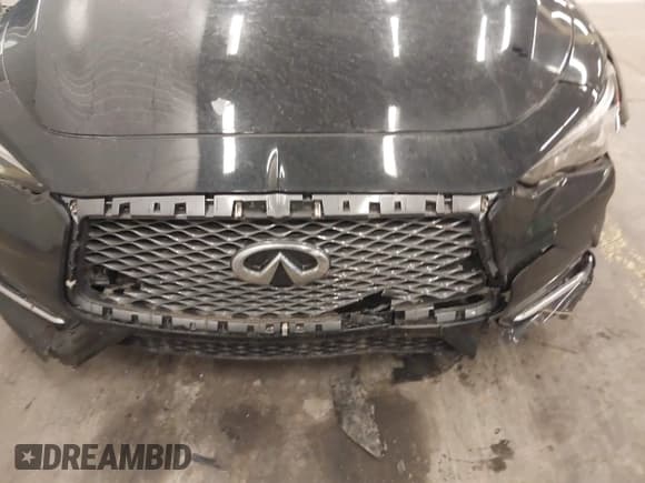 ✅ 2018 Infiniti Q60 Luxe • VIN: JN1EV7EL1JM393037 • Лот: 41308526. Опубликован ранее на IAAI с пробегом 54 065 миль. Бесплатный доступ к архиву аукционных продаж из США и подробный отчёт об истории автомобиля на DreamBid. Изображение 18.