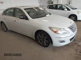 ✅ 2010 Hyundai Genesis • VIN: KMHGC4DEXAU090217 • Lot: 42740340. Listed on IAAI with 279,336 mi. Free auction sales archive from the USA and detailed vehicle history report at DreamBid. Image 1.
