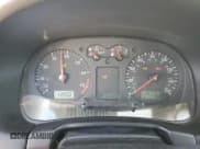 ✅ 2002 Volkswagen Golf GLS • VIN: 9BWGK61J624064368 • Lot: 70866344. Wystawiony na Copart z przebiegiem 191 259 mil. Bezpłatny archiwum sprzedaży aukcyjnych z USA i szczegółowy raport historii pojazdu na DreamBid. Zdjęcie 9.