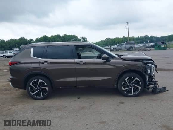 2023 Mitsubishi Outlander SEL с VIN JA4J3VA82PZ006931, выставлен на аукционе IAAI как лот 42689783 с пробегом 52 983 миль миль и . История ставок и продаж доступна на DreamBid. Изображение 13.