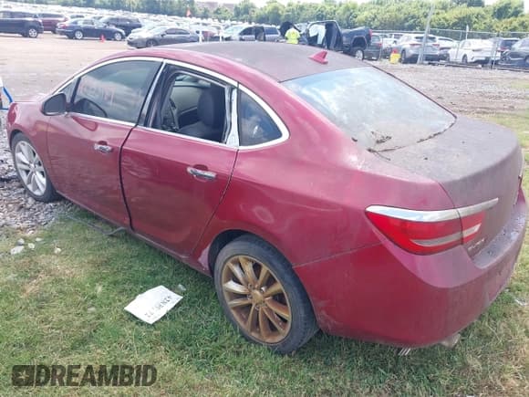 ✅ 2013 Buick Verano Group • VIN: 1G4PS5SK0D4185679 • Lot: 42953189. Wystawiony na IAAI z przebiegiem Nie podano. Bezpłatny archiwum sprzedaży aukcyjnych z USA i szczegółowy raport historii pojazdu na DreamBid. Zdjęcie 3.