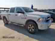 2013 Ram 1500 Express z VIN 1C6RR6KT5DS655893, wystawiony jako Copart lot #72066815 z przebiegiem 306 112 mil mil oraz Szkoda całkowita • Salvage title. Historia ofert i sprzedaży dostępna na DreamBid. Obrazek 4.