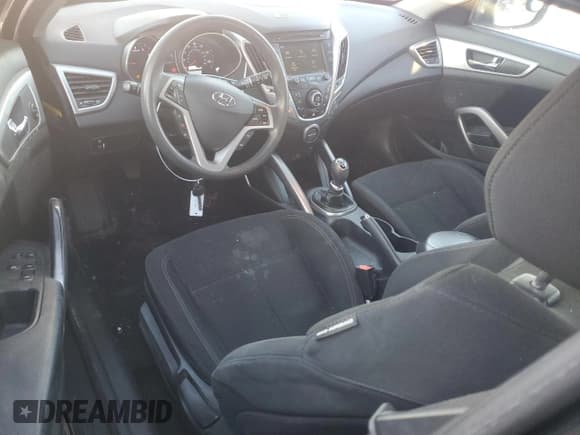 ✅ 2013 Hyundai Veloster w/Black Int • VIN: KMHTC6AD5DU145912 • Lot: 45750855. Wystawiony na Copart z przebiegiem 112 719 mil. Bezpłatny archiwum sprzedaży aukcyjnych z USA i szczegółowy raport historii pojazdu na DreamBid. Zdjęcie 8.