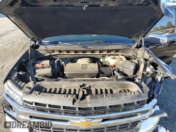 ✅ 2020 Chevrolet Silverado 1500 LT • VIN: 1GCUYDED4LZ168351 • Lot: 73703314. Wystawiony na Copart z przebiegiem 105 320 mil. Bezpłatny archiwum sprzedaży aukcyjnych z USA i szczegółowy raport historii pojazdu na DreamBid. Zdjęcie 12.