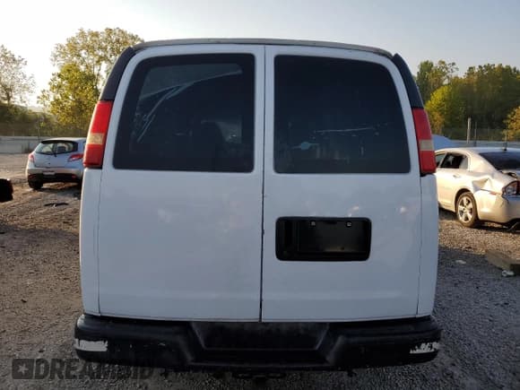 ✅ 2006 Chevrolet Express Cargo • VIN: 1GCGG25VX61220453 • Lot: 72026125. Listed on Copart with 219,173 mi. Free auction sales archive from the USA and detailed vehicle history report at DreamBid. Image 6.