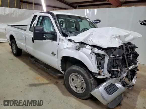 ✅ 2014 Ford F-250 XL • VIN: 1FT7X2AT8EEA92466 • Lot: 73550934. Listed on Copart with 119,286 mi. Free auction sales archive from the USA and detailed vehicle history report at DreamBid. Image 4.