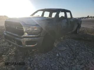 ✅ 2021 Ram 2500 Tradesman • VIN: 3C6UR5HJ0MG544671 • Lot: 91671945. Wystawiony na Copart z przebiegiem Nie podano. Bezpłatny archiwum sprzedaży aukcyjnych z USA i szczegółowy raport historii pojazdu na DreamBid. Zdjęcie 1.