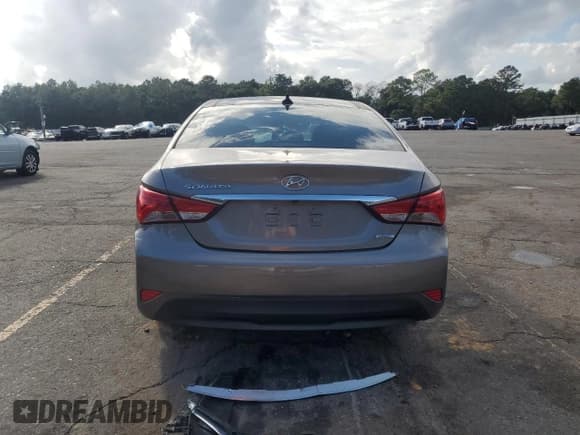✅ 2014 Hyundai Sonata Limited • VIN: 5NPEC4AC7EH895705 • Lot: 85545185. Listed on Copart with 82,427 mi. Free auction sales archive from the USA and detailed vehicle history report at DreamBid. Image 6.