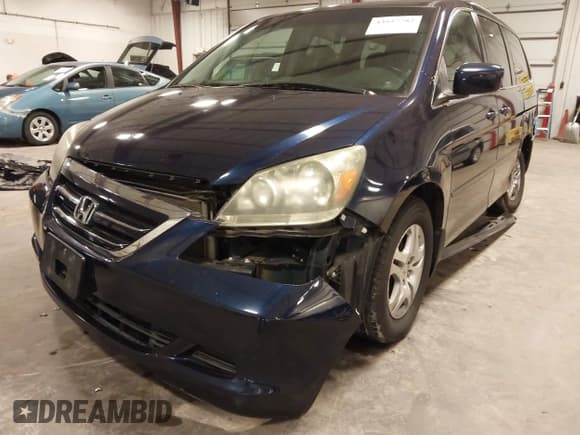 ✅ 2007 Honda Odyssey EX-L • VIN: 5FNRL38717B095956 • Lot: 43557782. Listed on IAAI with 149,354 mi. Free auction sales archive from the USA and detailed vehicle history report at DreamBid. Image 6.