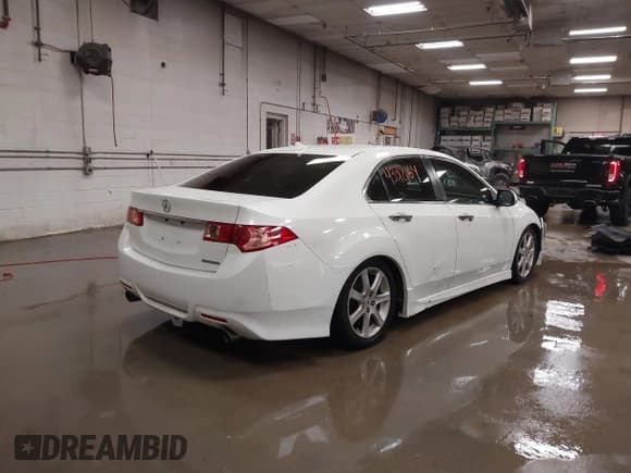 ✅ 2013 Acura TSX Special Edition • VIN: JH4CU2F82DC004208 • Lot: 43318164. Listed on IAAI with 174,436 mi. Free auction sales archive from the USA and detailed vehicle history report at DreamBid. Image 4.