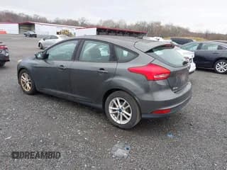 ✅ 2017 Ford Focus SE • VIN: 1FADP3K22HL232712 • Lot: 43747524. Wystawiony na IAAI z przebiegiem 105 501 mil. Bezpłatny archiwum sprzedaży aukcyjnych z USA i szczegółowy raport historii pojazdu na DreamBid. Zdjęcie 3.
