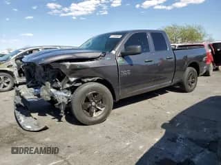 2021 Ram 1500 Tradesman с VIN 1C6RR6FG8MS503653, выставлен на аукционе Copart как лот 67560965 с пробегом 60 593 миль миль и На запчасти • Non repairable. История ставок и продаж доступна на DreamBid. Изображение 1.