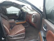 ✅ 2016 Chevrolet Silverado 1500 High Country • VIN: 3GCUKTEJ2GG267967 • Lot: 43543326. Listed on IAAI with 105,979 mi. Free auction sales archive from the USA and detailed vehicle history report at DreamBid. Image 5.