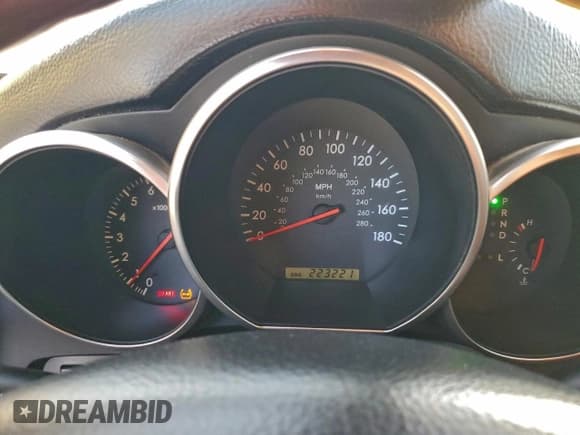 ✅ 2004 Lexus SC 430 • VIN: JTHFN48Y440053107 • Lot: 96699095. Wystawiony na Copart z przebiegiem 223 221 mil. Bezpłatny archiwum sprzedaży aukcyjnych z USA i szczegółowy raport historii pojazdu na DreamBid. Zdjęcie 9.