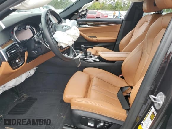 ✅ 2017 BMW 5 Series 540i xDrive • VIN: WBAJE7C32HG890523 • Lot: 84603945. Listed on Copart with 171,595 mi. Free auction sales archive from the USA and detailed vehicle history report at DreamBid. Image 7.