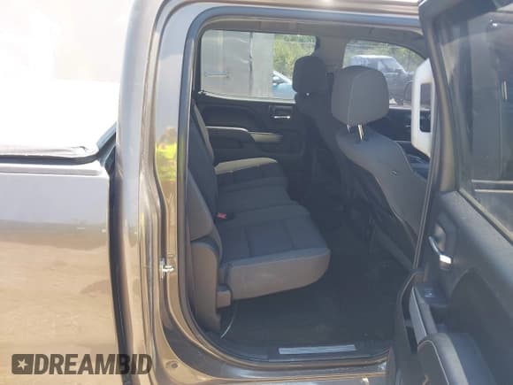 ✅ 2014 Chevrolet Silverado 1500 LT • VIN: 1GCUKREC1EF195422 • Lot: 42053307. Wystawiony na IAAI z przebiegiem 151 391 mil. Bezpłatny archiwum sprzedaży aukcyjnych z USA i szczegółowy raport historii pojazdu na DreamBid. Zdjęcie 8.