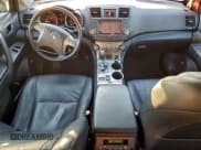 ✅ 2009 Toyota Highlander Sport • VIN: JTEDS43AX92084056 • Лот: 95622795. Опубликован ранее на Copart с пробегом 115 194 миль. Бесплатный доступ к архиву аукционных продаж из США и подробный отчёт об истории автомобиля на DreamBid. Изображение 8.