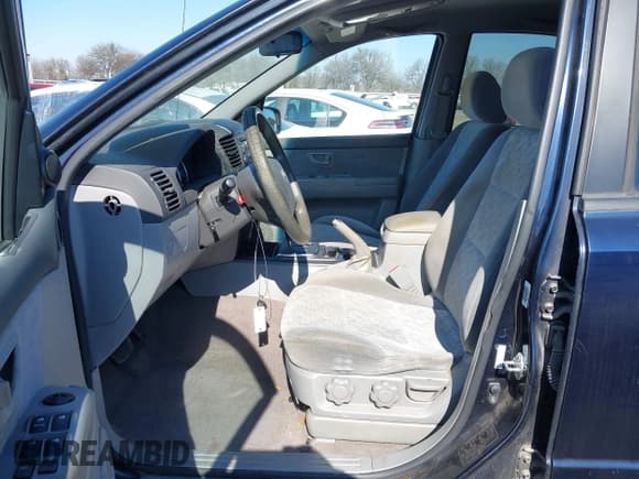 ✅ 2008 Kia Sorento LX • VIN: KNDJD735885818857 • Lot: 41619133. Listed on IAAI with 97,571 mi. Free auction sales archive from the USA and detailed vehicle history report at DreamBid. Image 5.